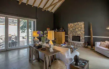Varaba 3*